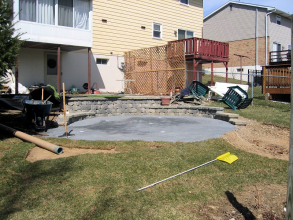 Paver Patio/Wall/Putting Green Construction - Northampton, PA