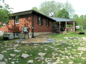 Natural Stone Wall Construction